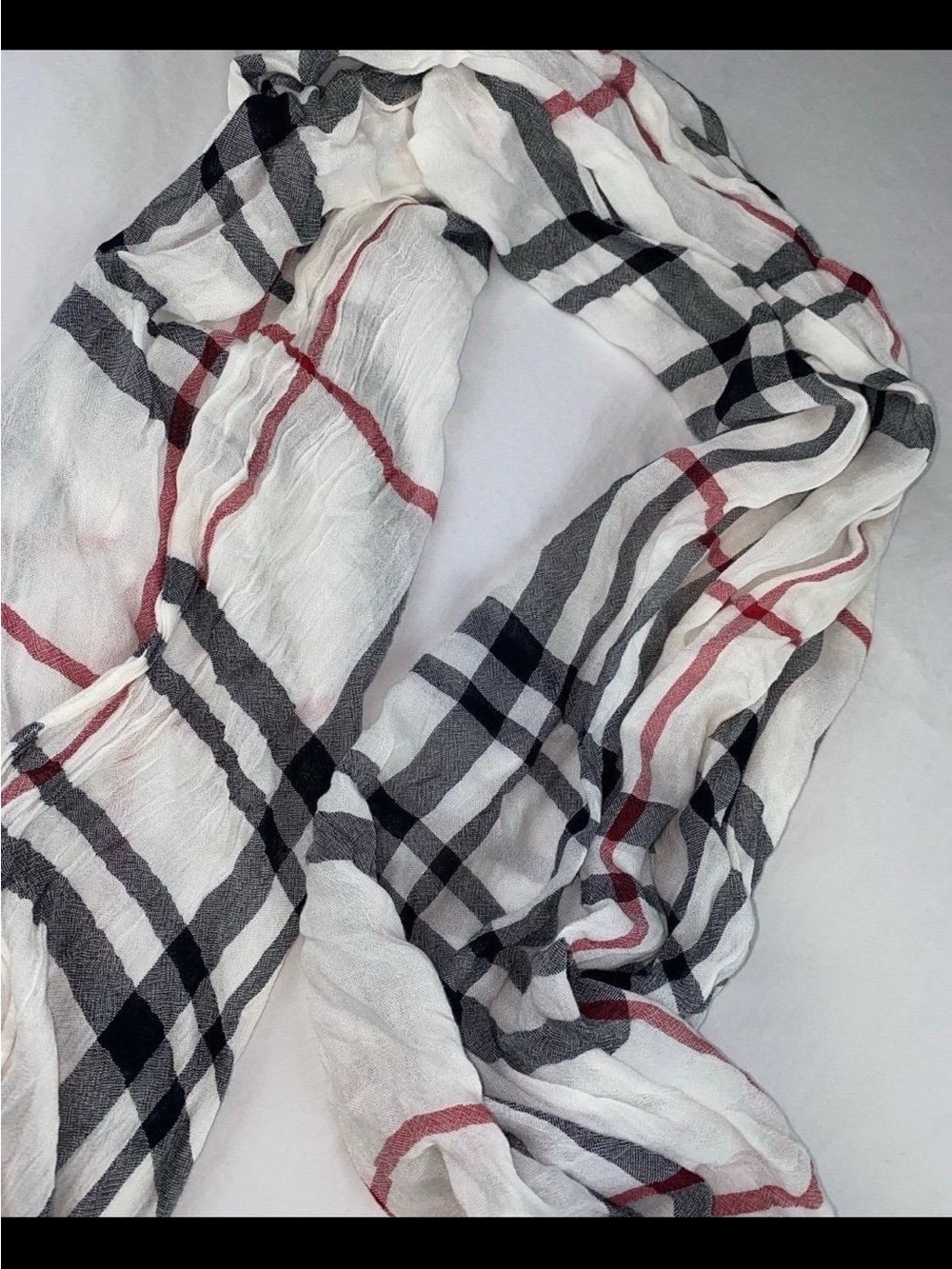 Scarf - Picture 2 of 5